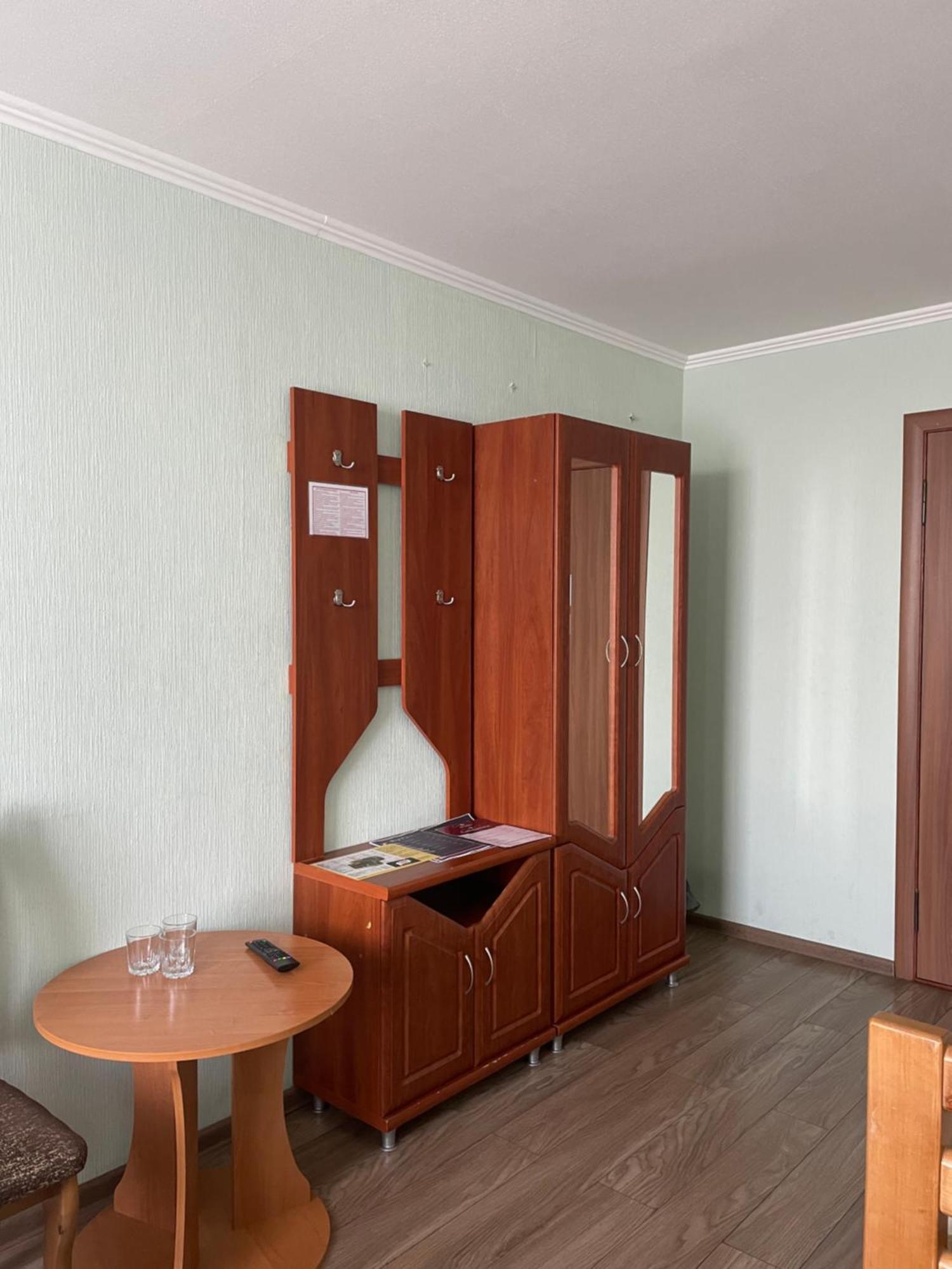 Готель "Дубно" Bagian luar foto